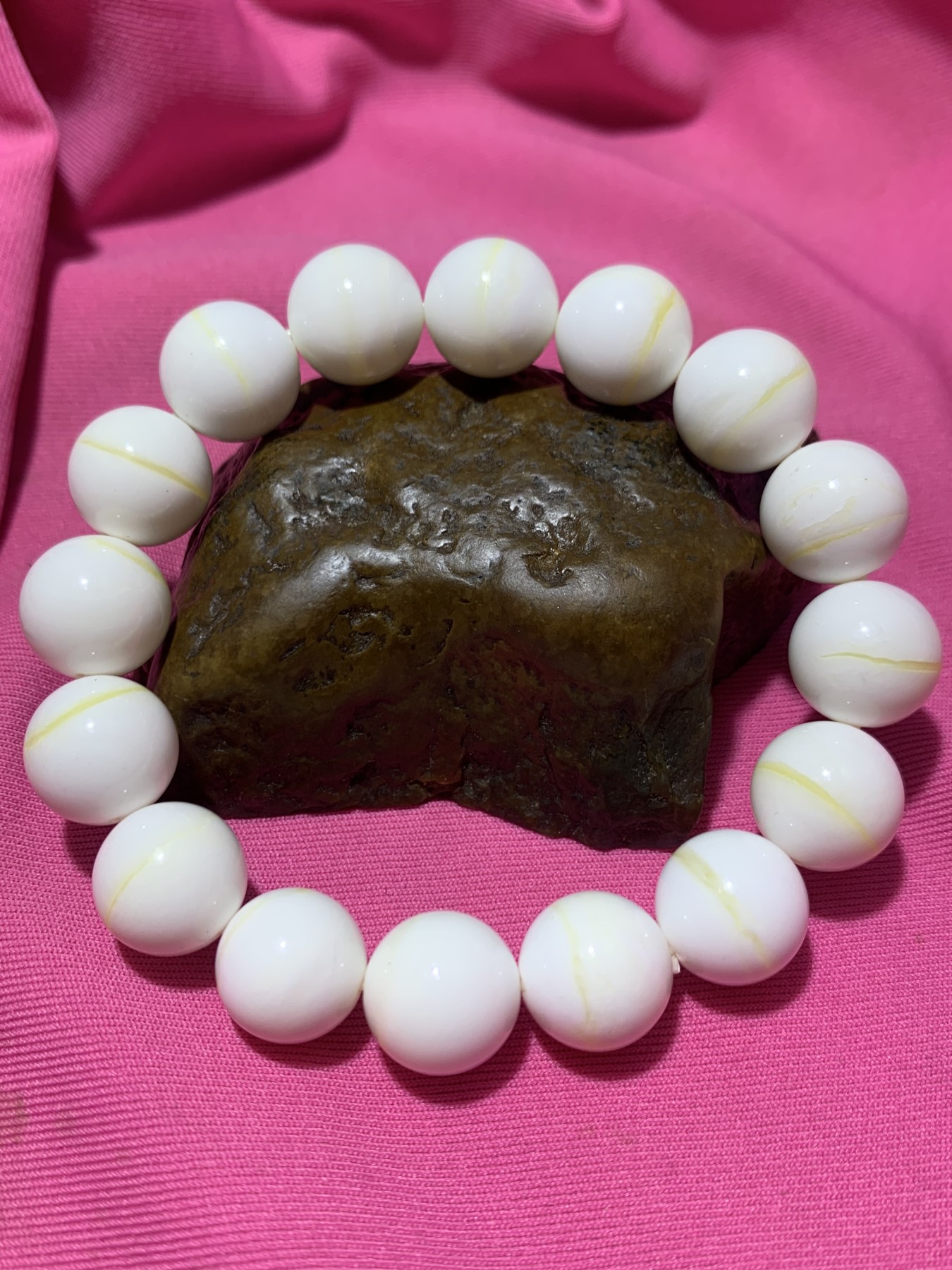 深海奶白一线金丝贝化玉单圈手串一条