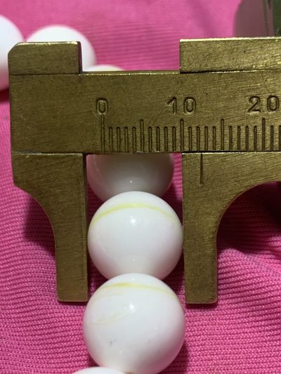 深海奶白一线金丝贝化玉单圈手串一条 深海奶白一线金丝贝化玉单圈手串一条