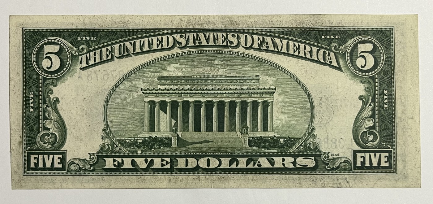 Chase Auction 第24期 - - 外钞、民国钞和人民币混合场！ 1934B 5美元 银币券 L区首发A冠 号码含四个8 UNC-