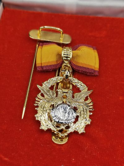 全场0元起拍 第85期 咸鱼国勋章拍卖专场 8月27日（周日）下午6：00开始 - 高级荣誉 韩国总统表彰带盒