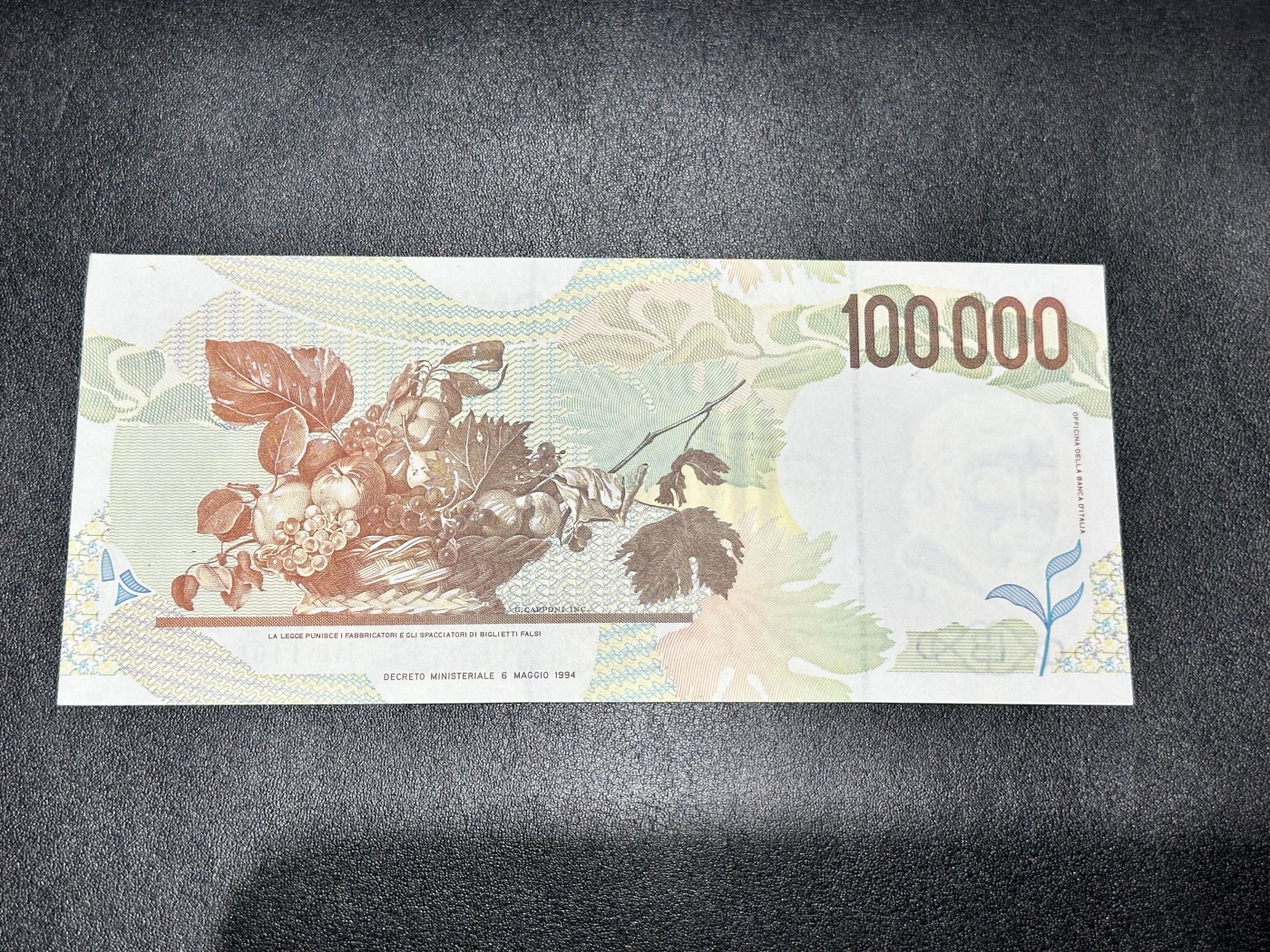 《外钞收藏家》第三百三十期 意大利10万里拉 全新 一个角轻微瑕疵