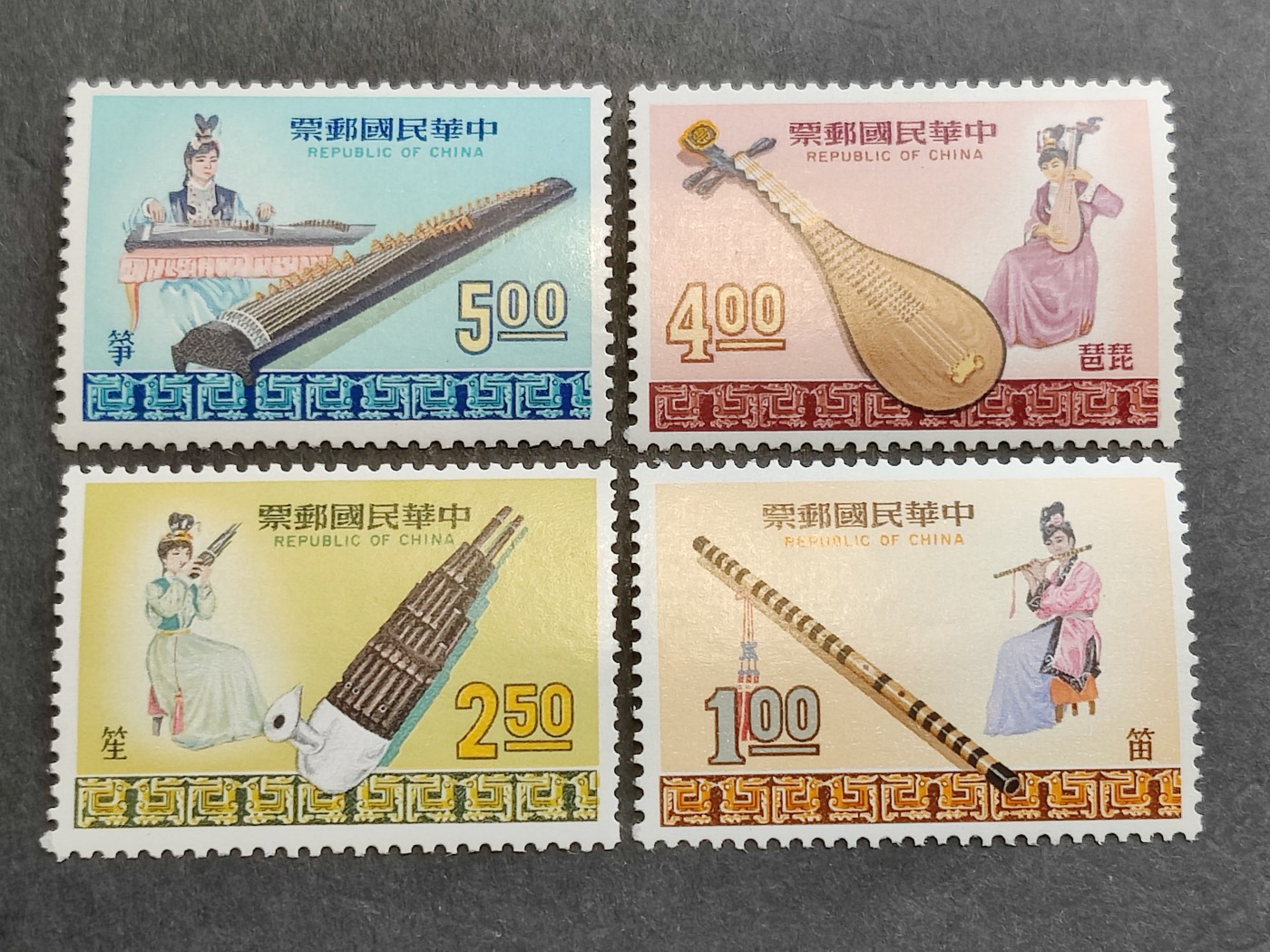 洪涛臻品批发群 精选邮票限时拍卖第四百八十期  1969年音乐 新全套 原胶润亮全品！