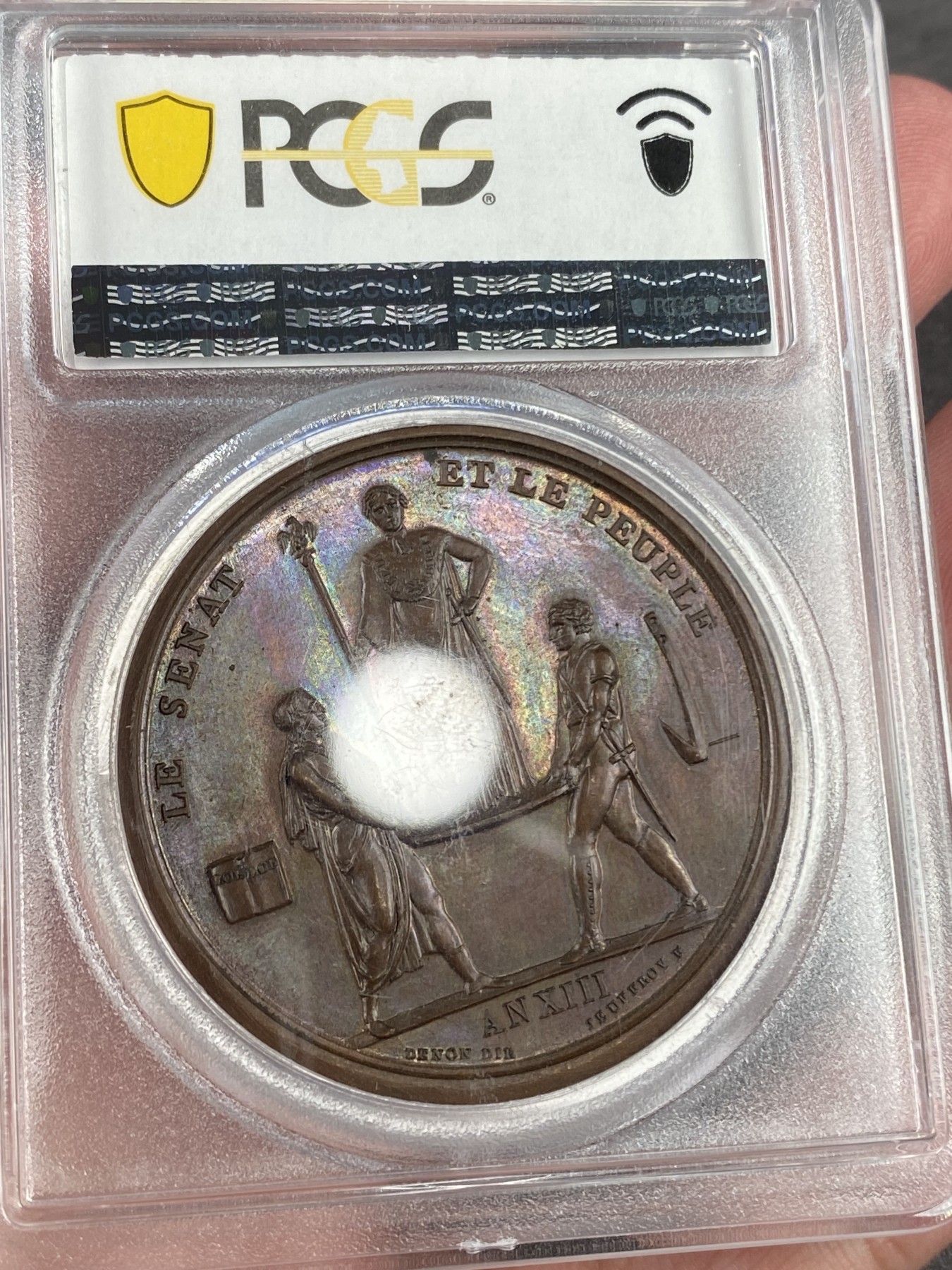 万国钱币拍卖第014期（奢华币宴第一季） PCGS SP65 1804拿破仑登基纪念铜章。PCGS唯一冠军，封面广告章，五彩底板，极品状态。