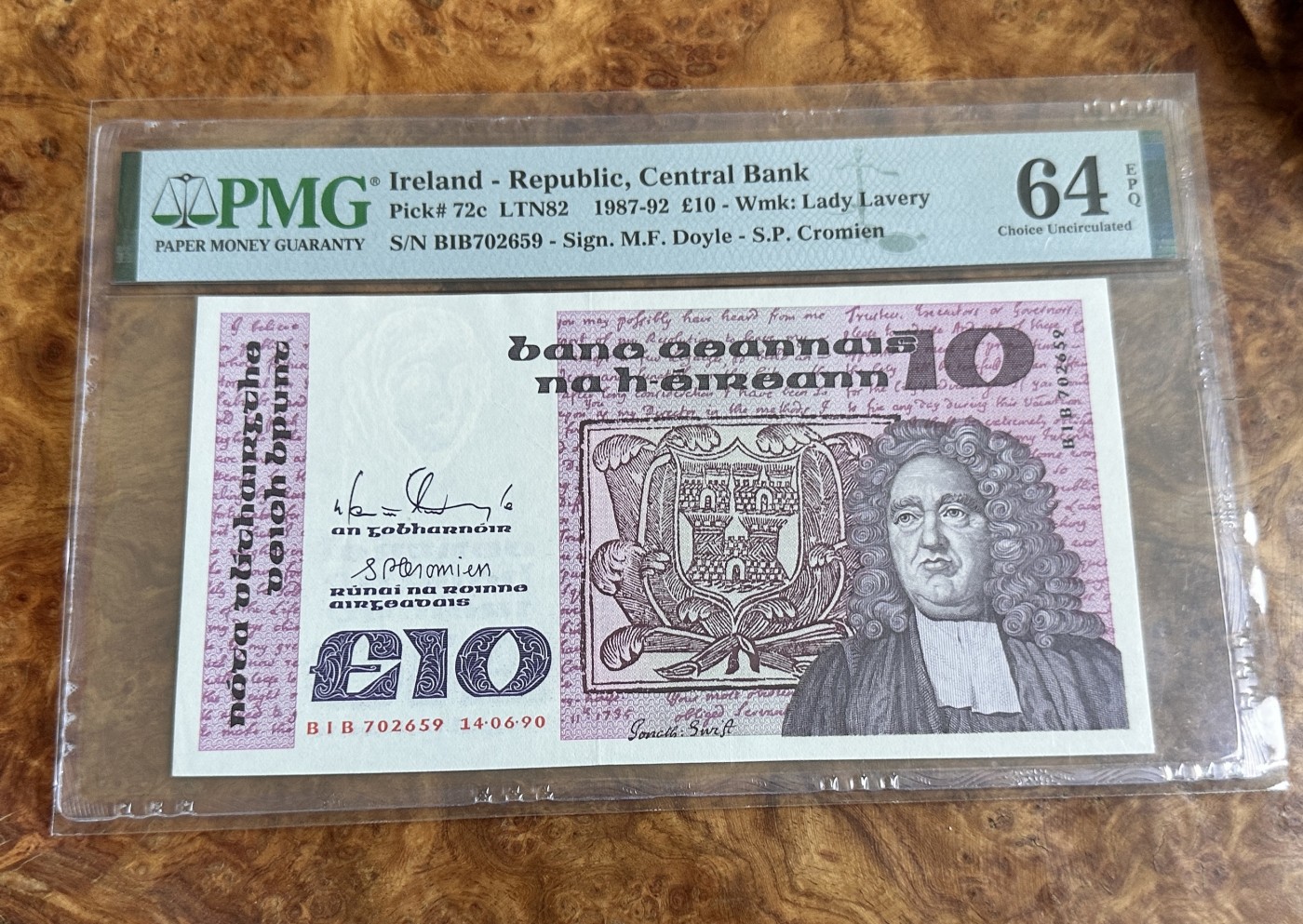 Chase Auction 第24期 - - 外钞、民国钞和人民币混合场！ 1987年爱尔兰10元，PMG64e！