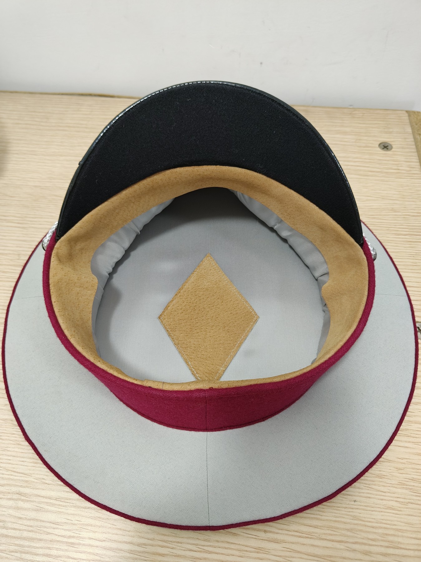 全场0元起拍 第85期 咸鱼国勋章拍卖专场 8月27日（周日）下午6：00开始 乌克兰将官礼服帽 61CM