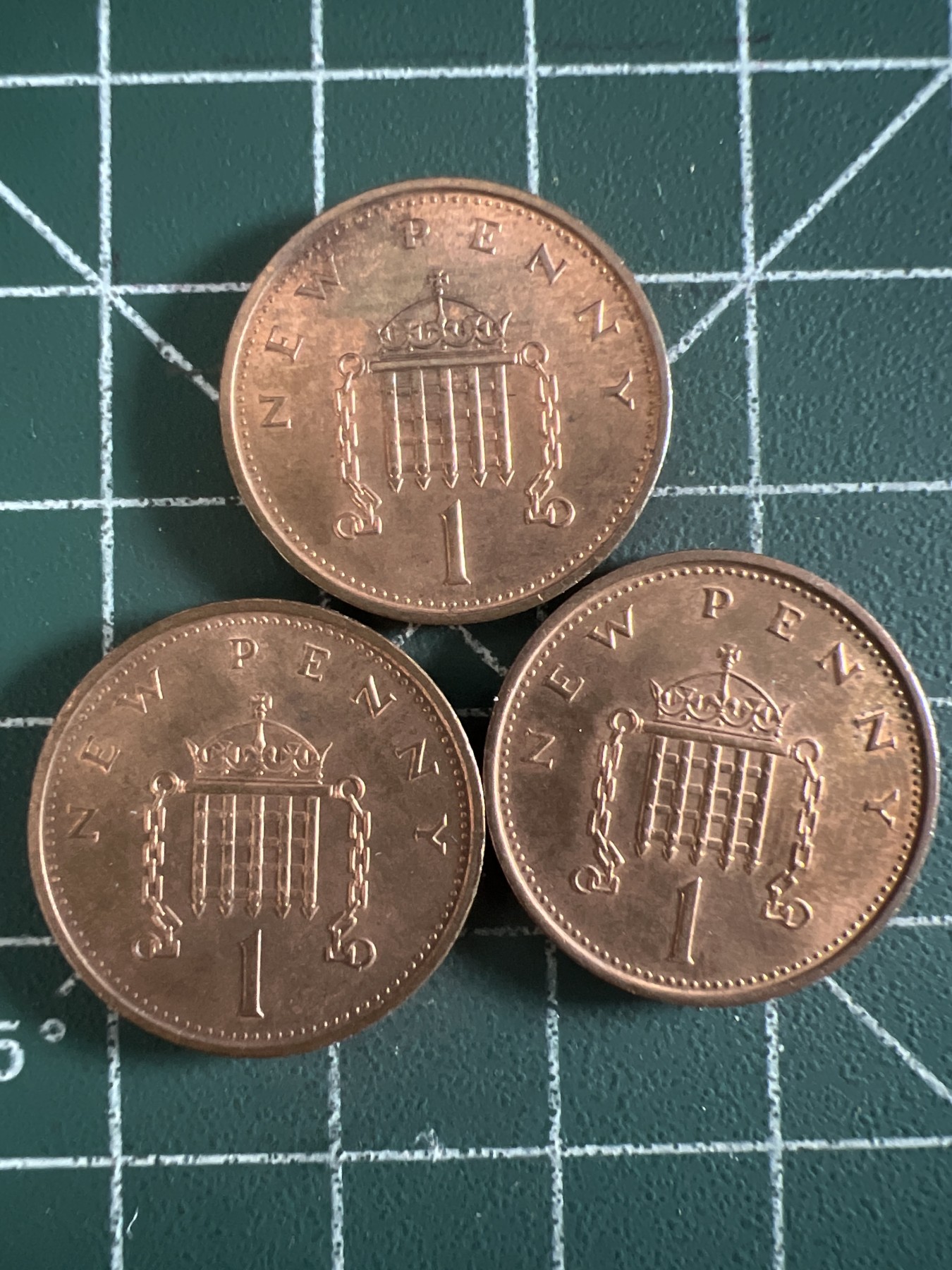 第390期 硬币币专场 （无押金，捡漏，全场20包邮，偏远地区除外，接收代拍业务） 英国1便士三枚