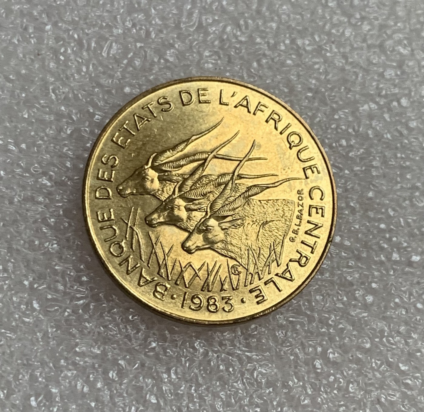 瓶子🏺第106期拍卖会  全新 中非1983年10法郎硬币 大角斑羚