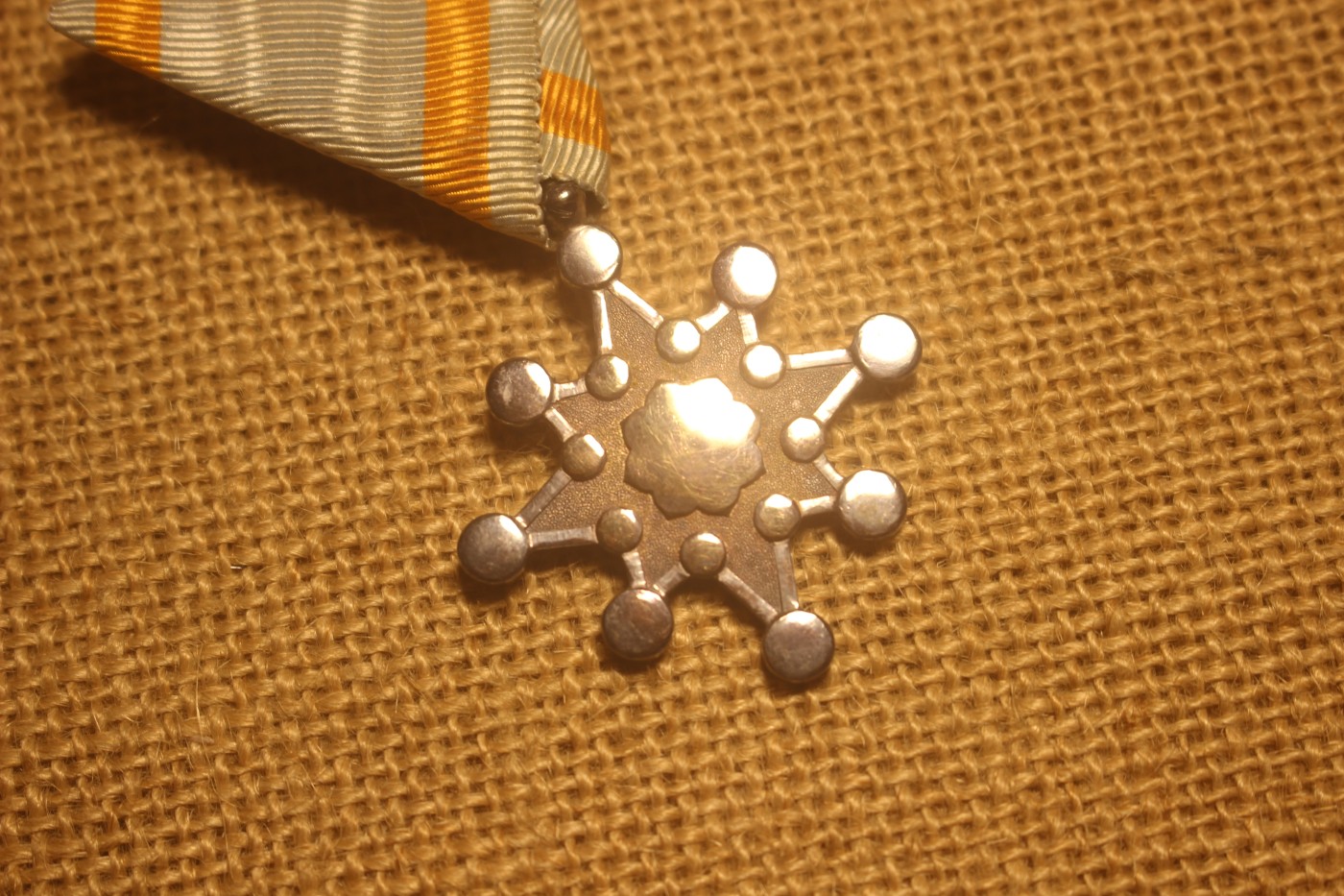 八等瑞宝章，大正至昭和早式样 