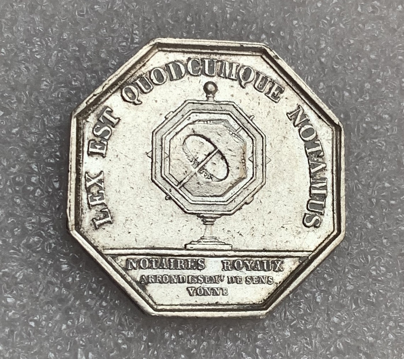 瓶子🏺第106期拍卖会  法国19世纪巴黎公证人JETON银质八角  30毫米14.38克