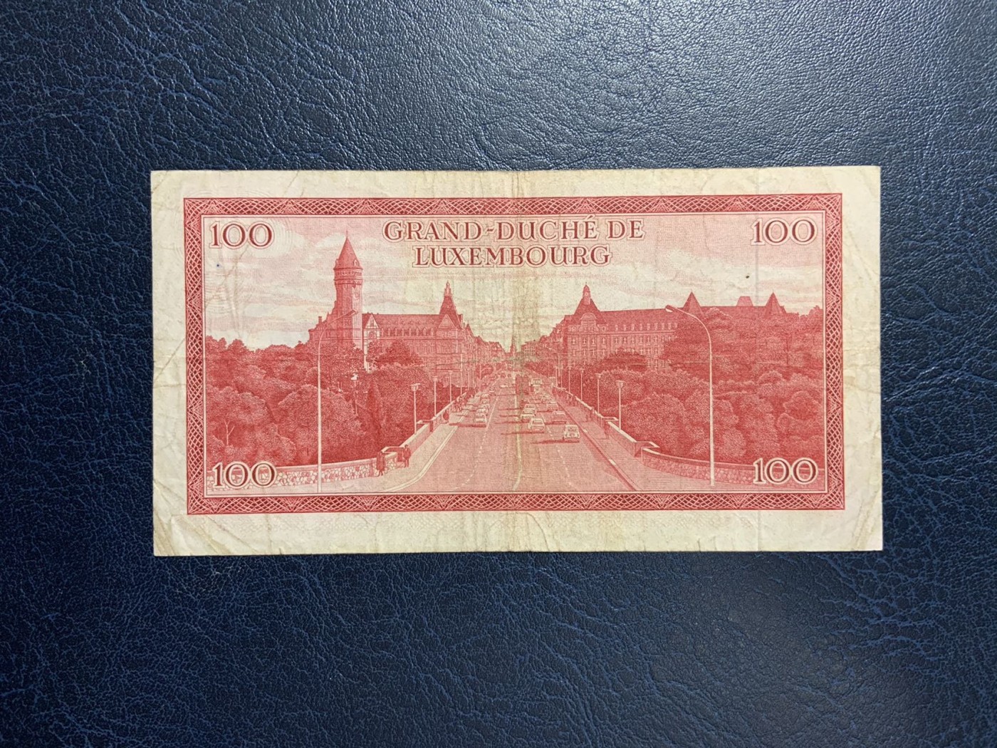 收藏联盟Quantum Auction 第284期拍卖  卢森堡大公国1970年100法郎 品相如图 首发A冠