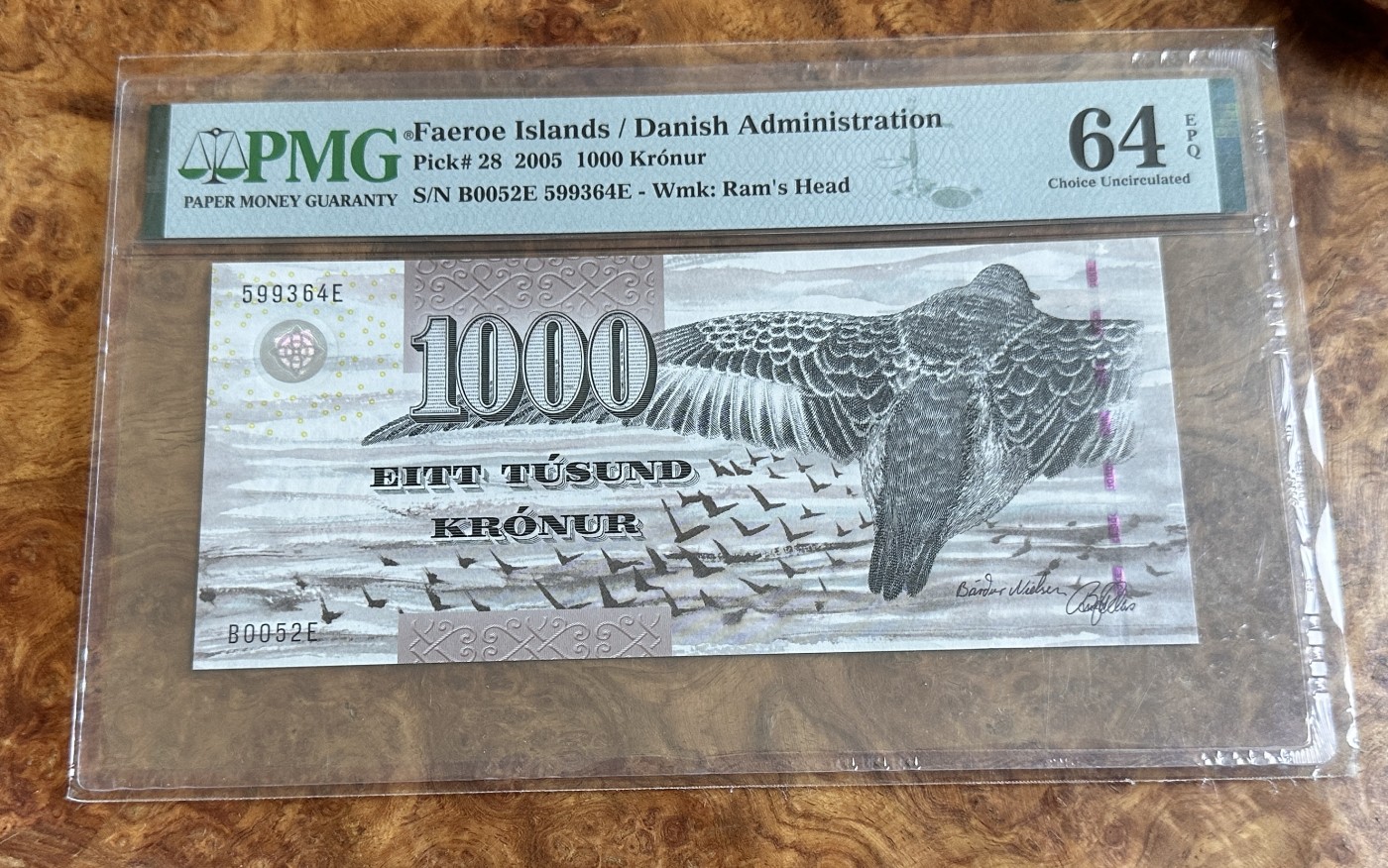 Chase Auction 第24期 - - 外钞、民国钞和人民币混合场！ 2005年法罗群岛1000克朗，PMG64e，世界最佳纸币！