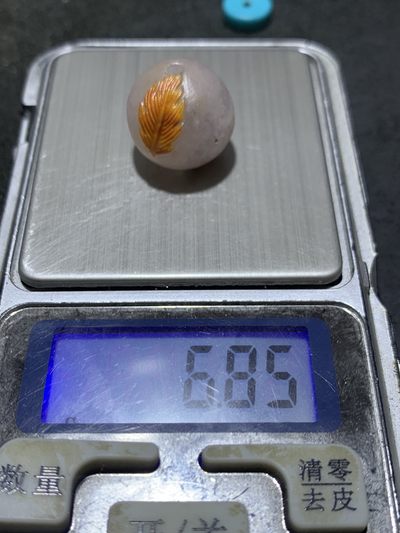 精美亚光冰飘战国红玛瑙手工俏色巧雕一夜成佛意境珠一颗！ 精美亚光冰飘战国红玛瑙手工俏色巧雕一夜成佛意境珠一颗！