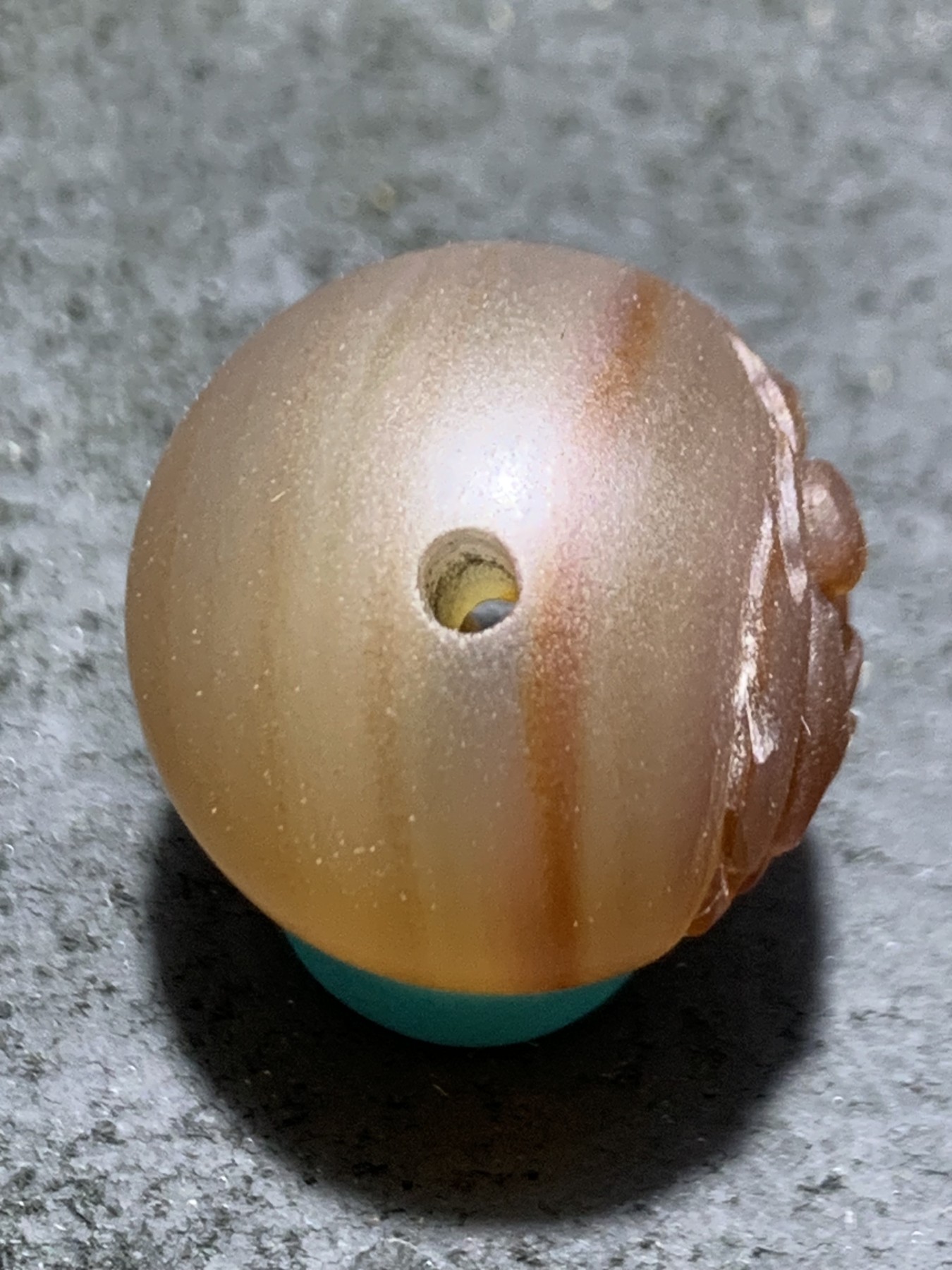 精美亚光高玉化巴西玛瑙手工俏色巧雕无相佛2.0圆珠一个！