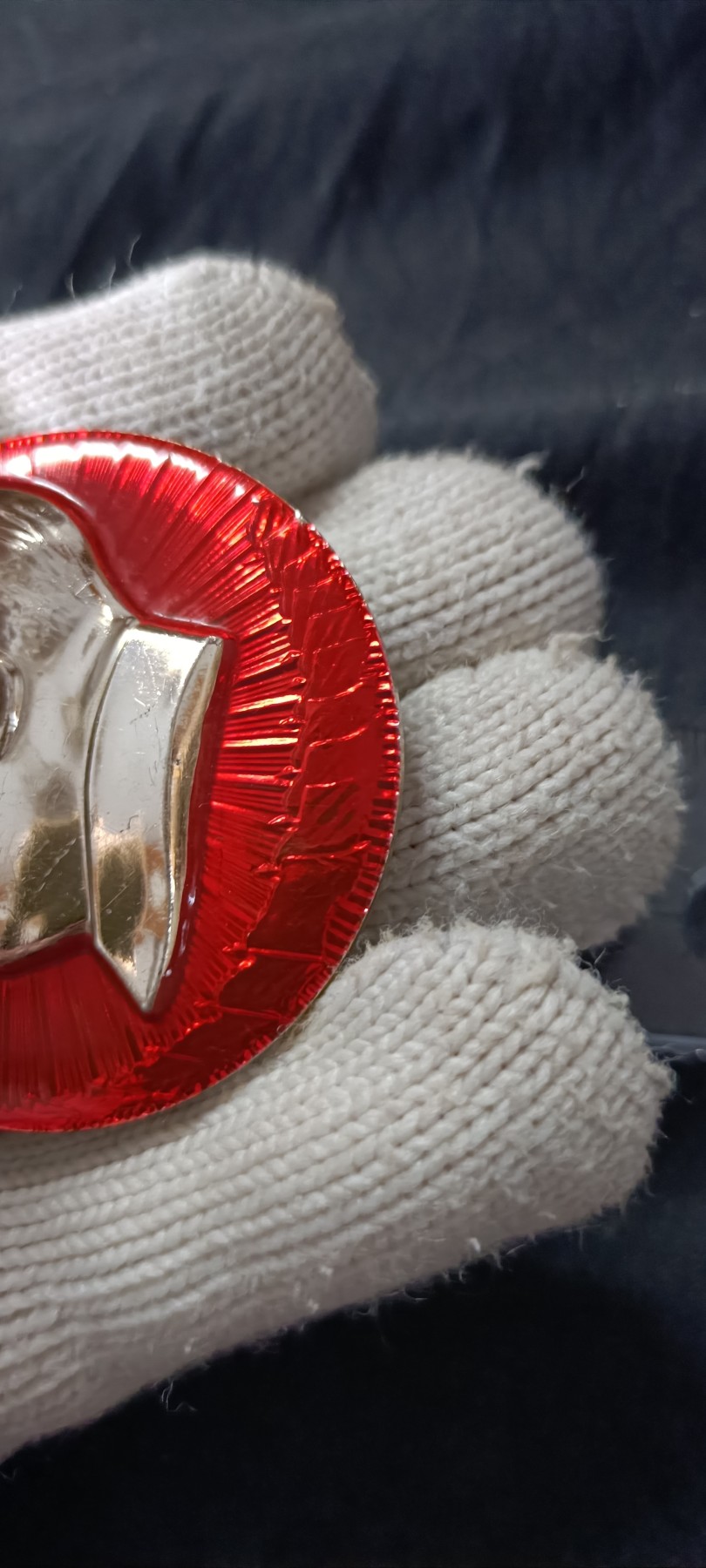 全场0起0押金！ 精品像章，红色文献！ 一连串红旗章！