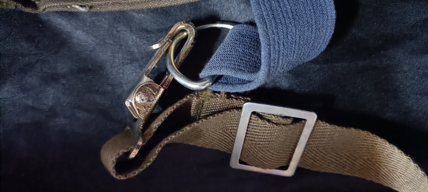 全场0起0押金！ 精品像章，红色文献！ hwb语录串联挎包！库存品！