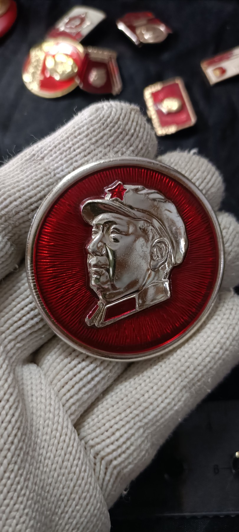 全场0起0押金！ 精品像章，红色文献！ 非常帅气的大军帽！