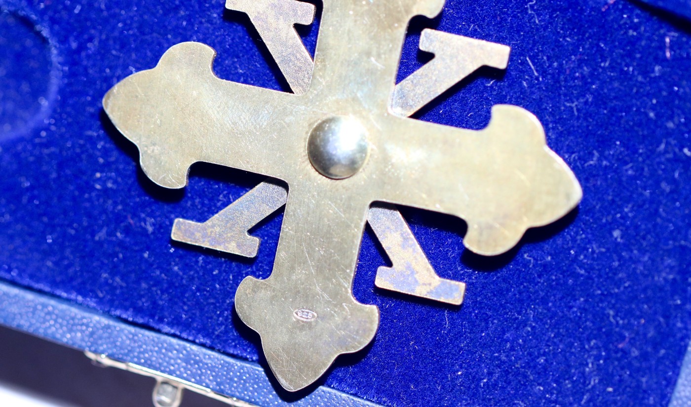 大猫徽章拍卖 第231期  意大利指挥官级圣康斯坦丁和圣乔治勋章，原盒带冠，925银质珐琅，带银标和迷你