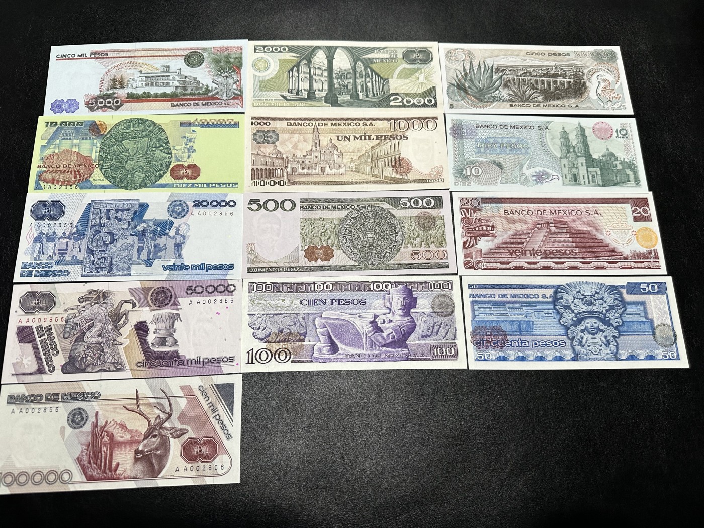 《外钞收藏家》第二百九十五期（连拍第三场） 墨西哥一套 AA冠 A冠13枚一起 全新绝品 全同小号