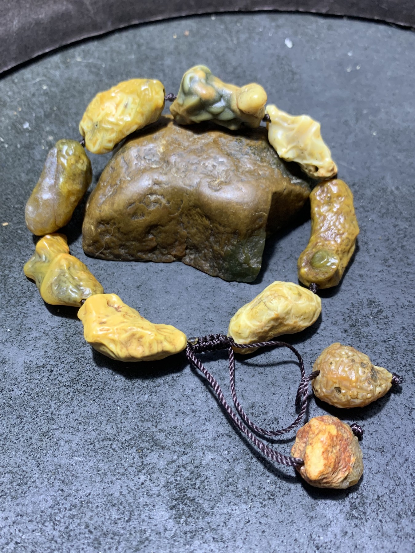 精美阿拉善管状筋脉石原石手工编织手串一条，