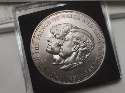 燕姐换藏第56拍 - 英国1981年戴安娜王妃克朗型纪念币