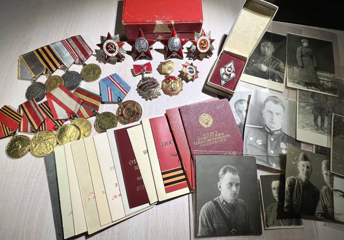 大猫徽章拍卖 第231期  寻找英雄 苏联一卫套