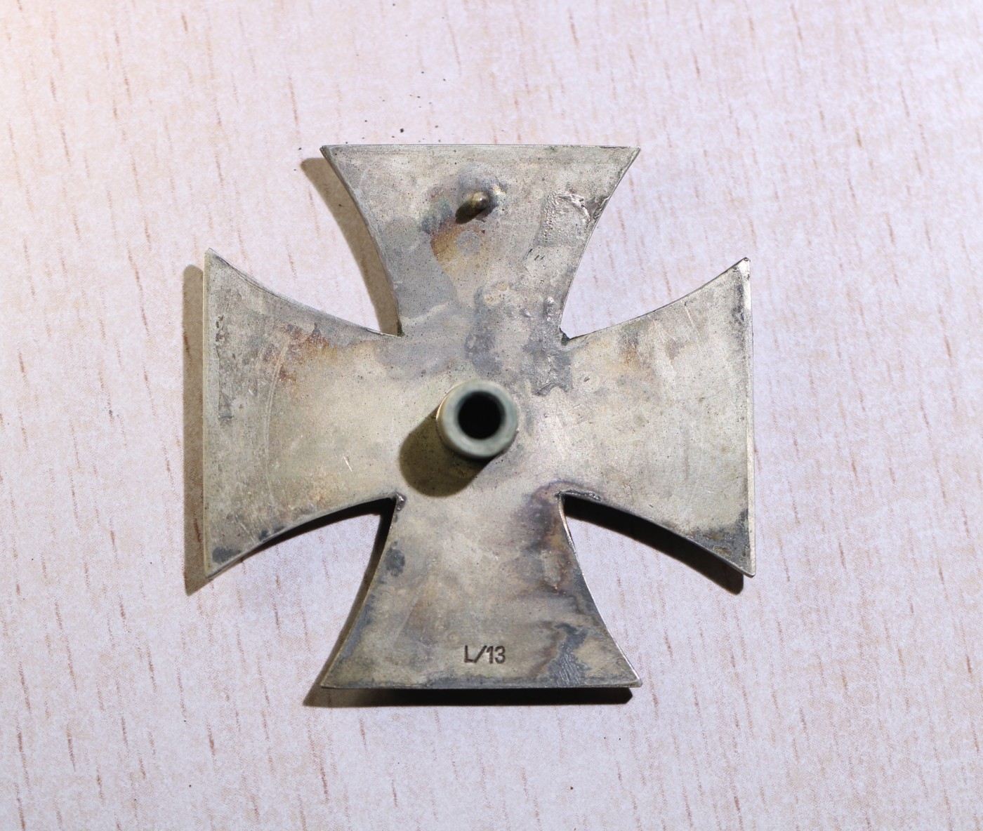 大猫徽章拍卖 第231期  德国一战一级铁十字勋章，L13厂标，转轮版