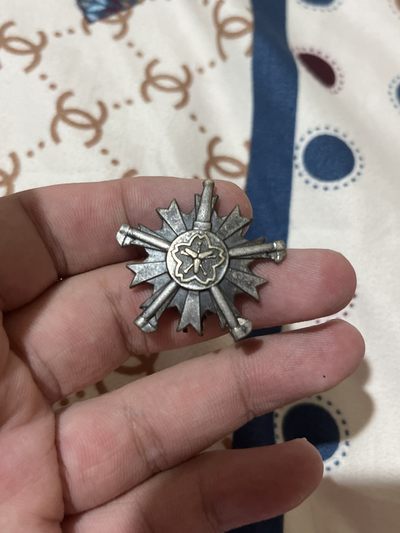 古冰库勋章杂项交流群第十四场群拍 - 消防章（与1是同款但更小一点）