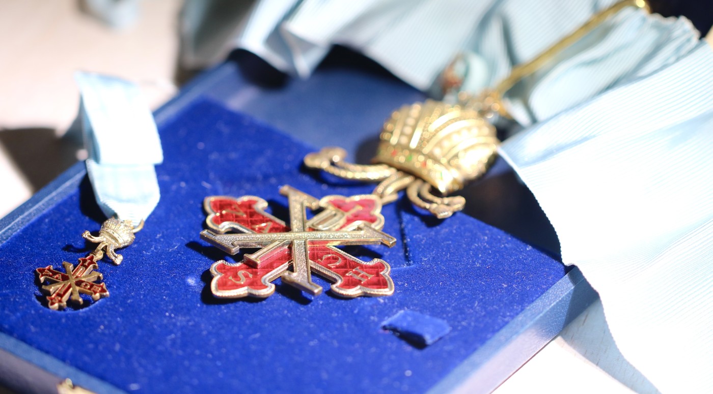 大猫徽章拍卖 第231期  意大利指挥官级圣康斯坦丁和圣乔治勋章，原盒带冠，925银质珐琅，带银标和迷你