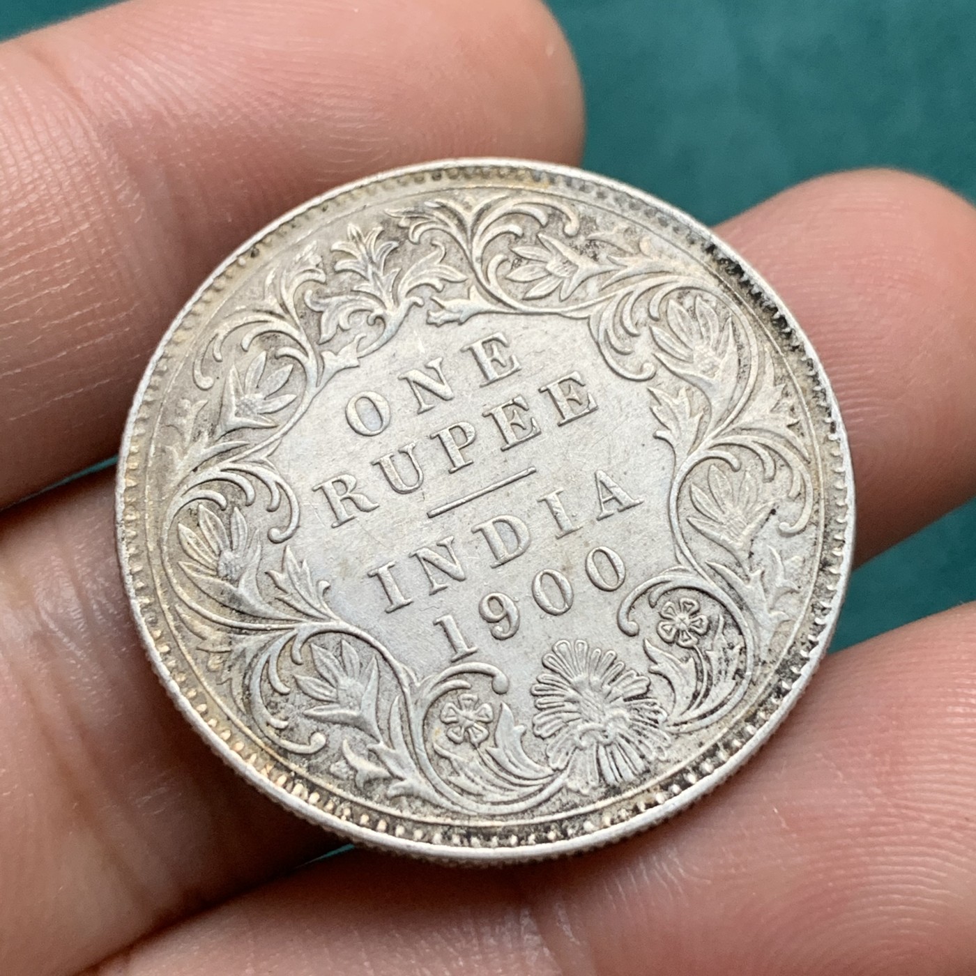 《竞宝斋》第192场-周日，周一 2场 (全场包邮) 英属印度1900-C卢比银币 图案清晰完整