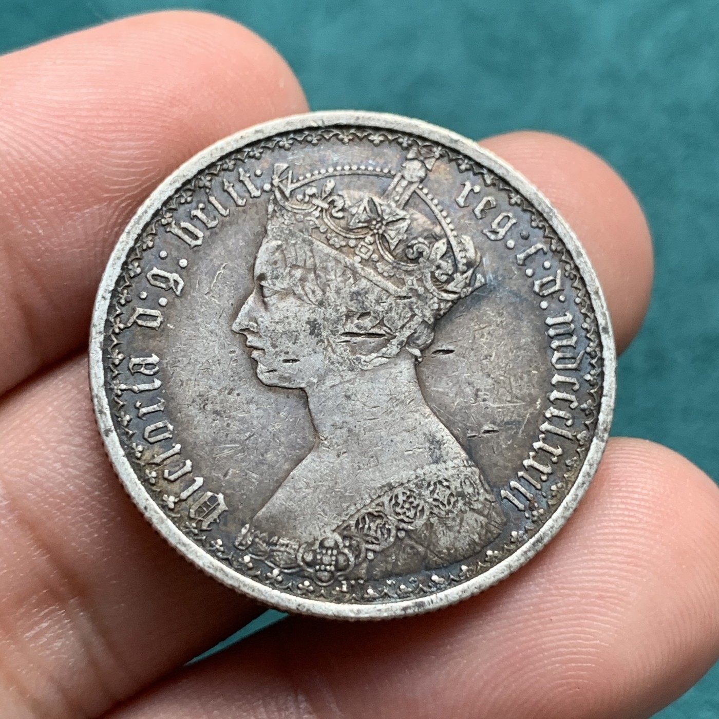 《竞宝斋》第192场-周日，周一 2场 (全场包邮) 两枚一组 英国1873年维多利亚哥特1福林银币+墨西哥1805年卡四双柱2R银币 少见品种