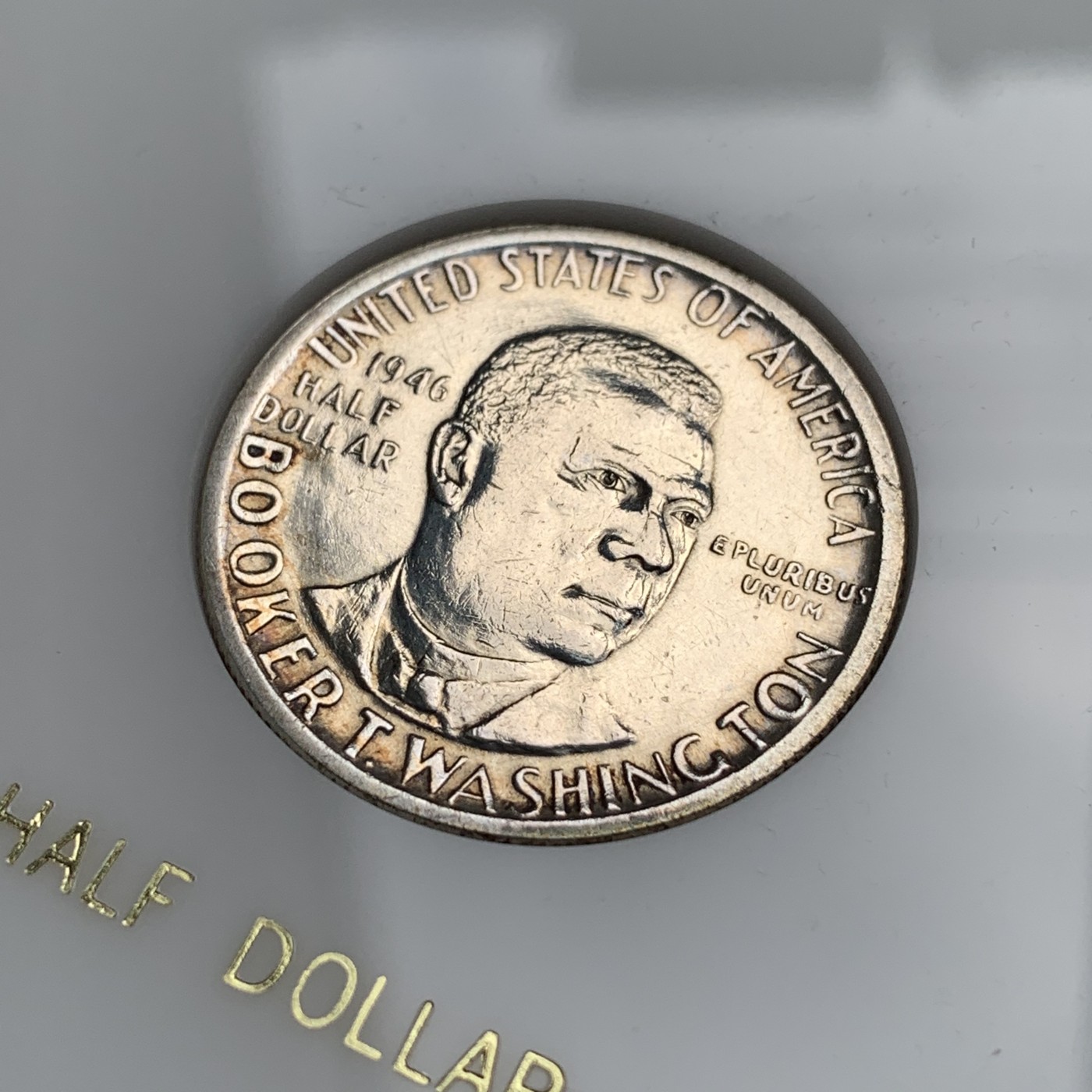 《竞宝斋》第192场-周日，周一 2场 (全场包邮) 美国1946年华盛顿半美元纪念银币 入门品种 带亚克力盒