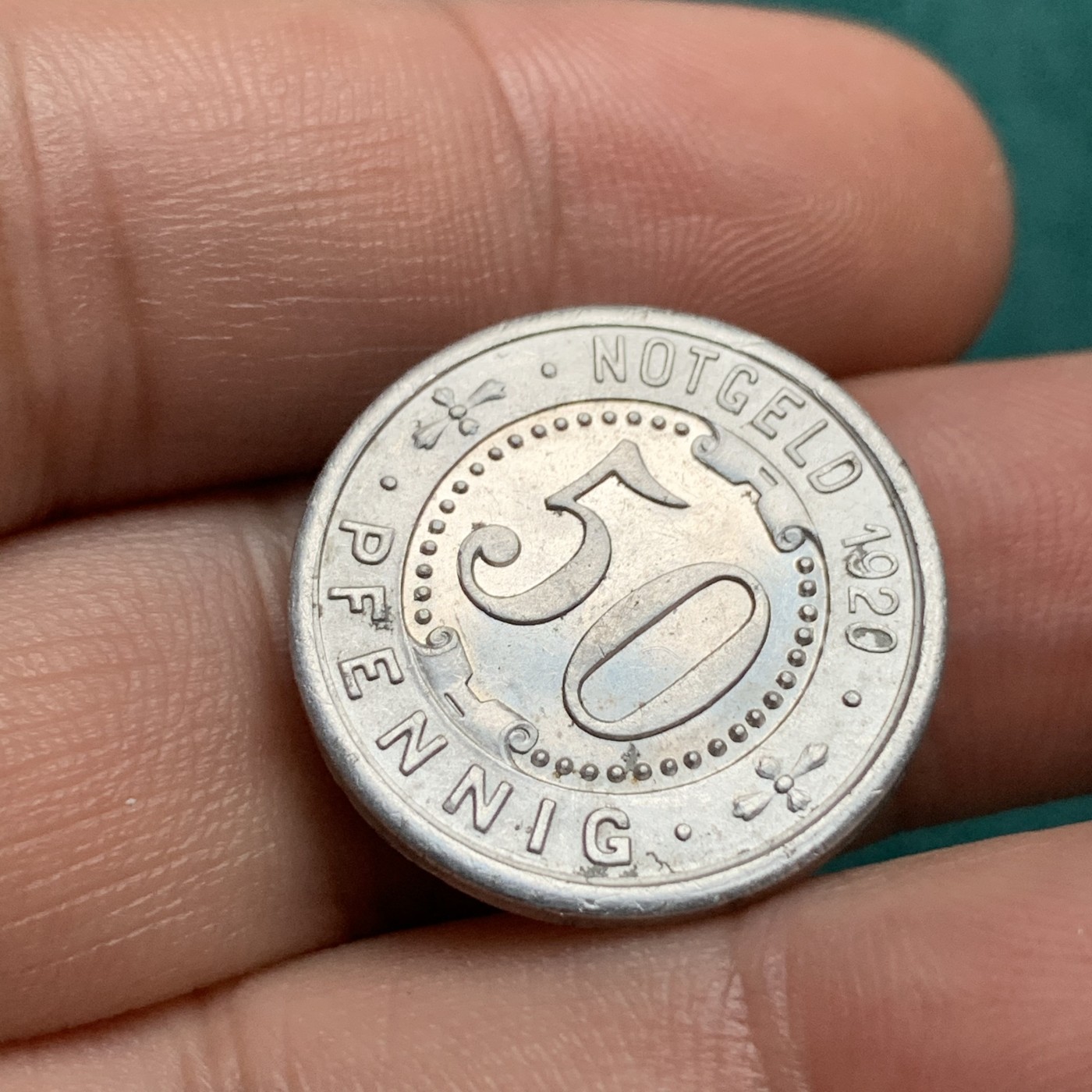 《竞宝斋》第192场-周日，周一 2场 (全场包邮) 德紧大热品  德国1919年门登洞熊50芬尼铝币