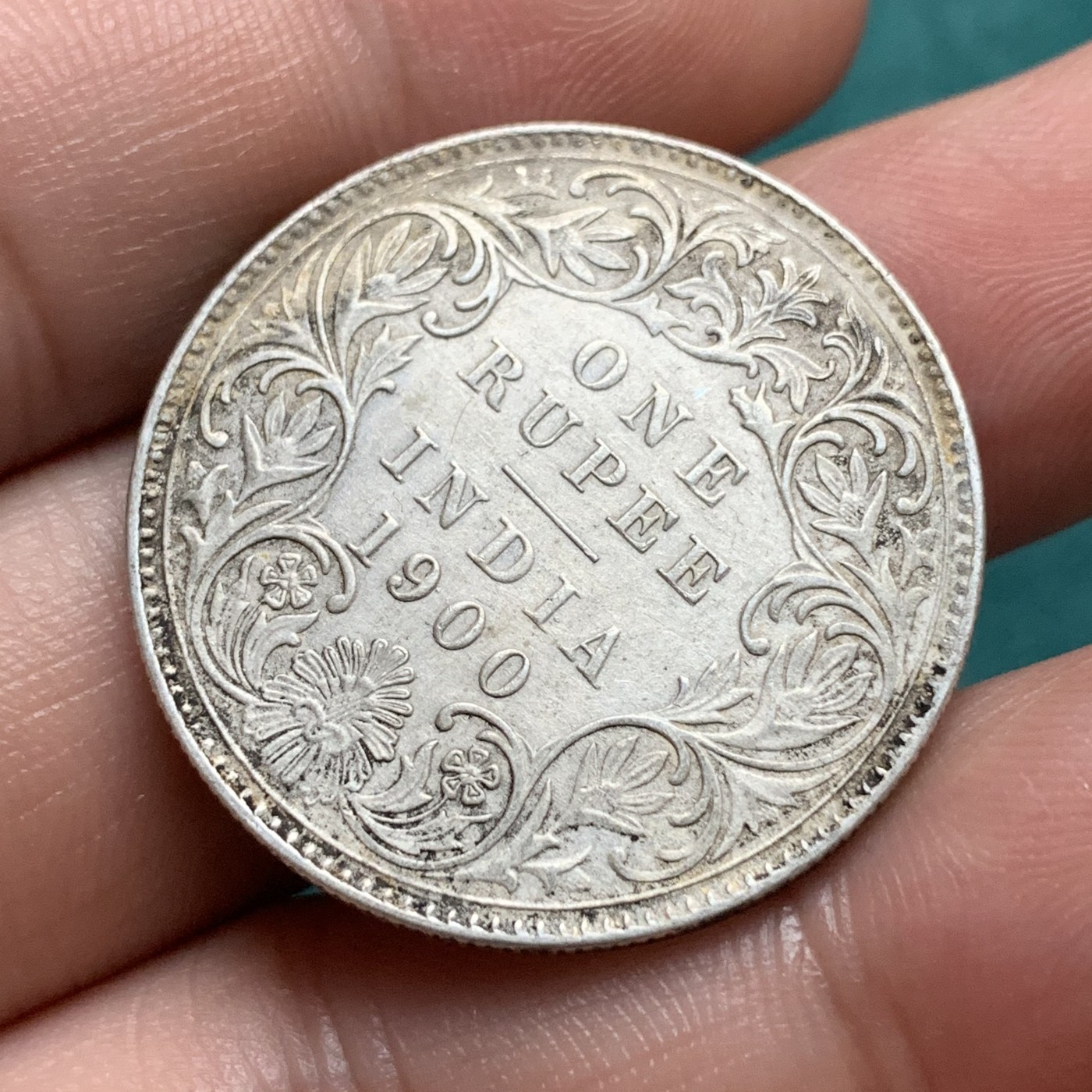 《竞宝斋》第192场-周日，周一 2场 (全场包邮) 英属印度1900-C卢比银币 图案清晰完整