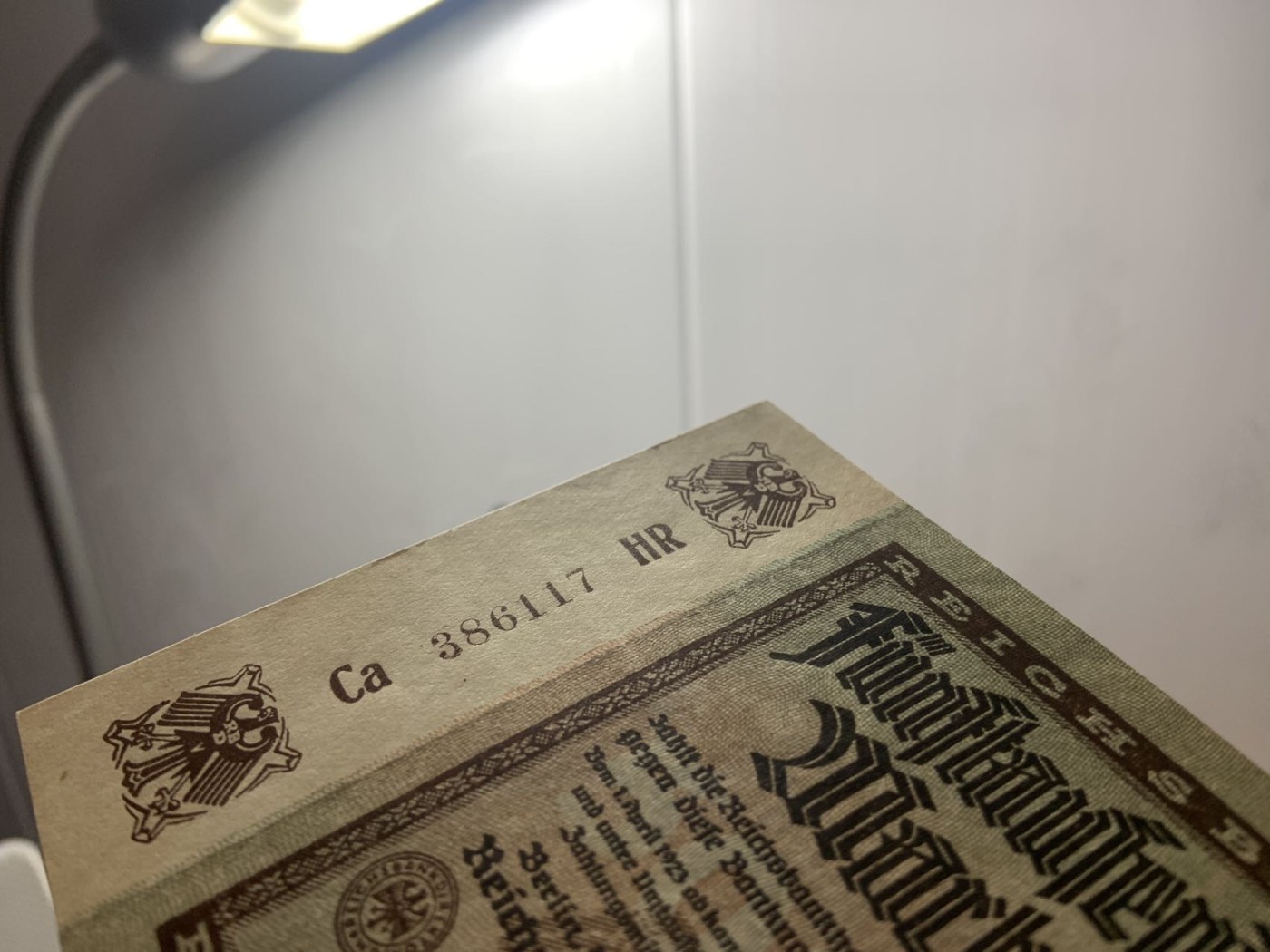 收藏联盟Quantum Auction 第285期拍卖  德国1922年5000马克 品相UNC 票面有瑕疵 点钞痕