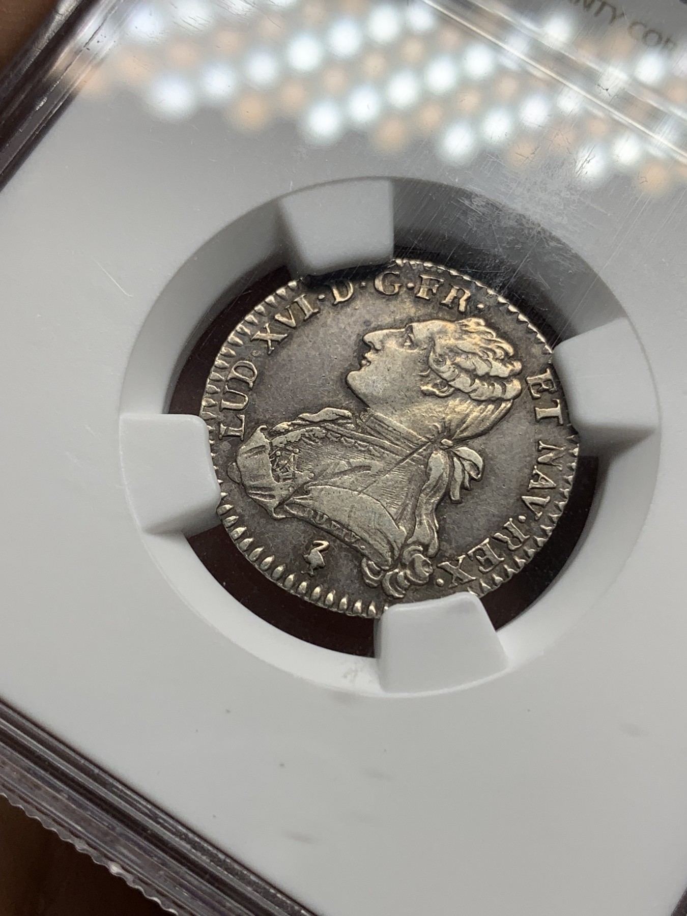 《竞宝斋》第192场-周日，周一 2场 (全场包邮) NGC AUD 法国1782A路易十六12s银币 感觉有分的 打制得非常好