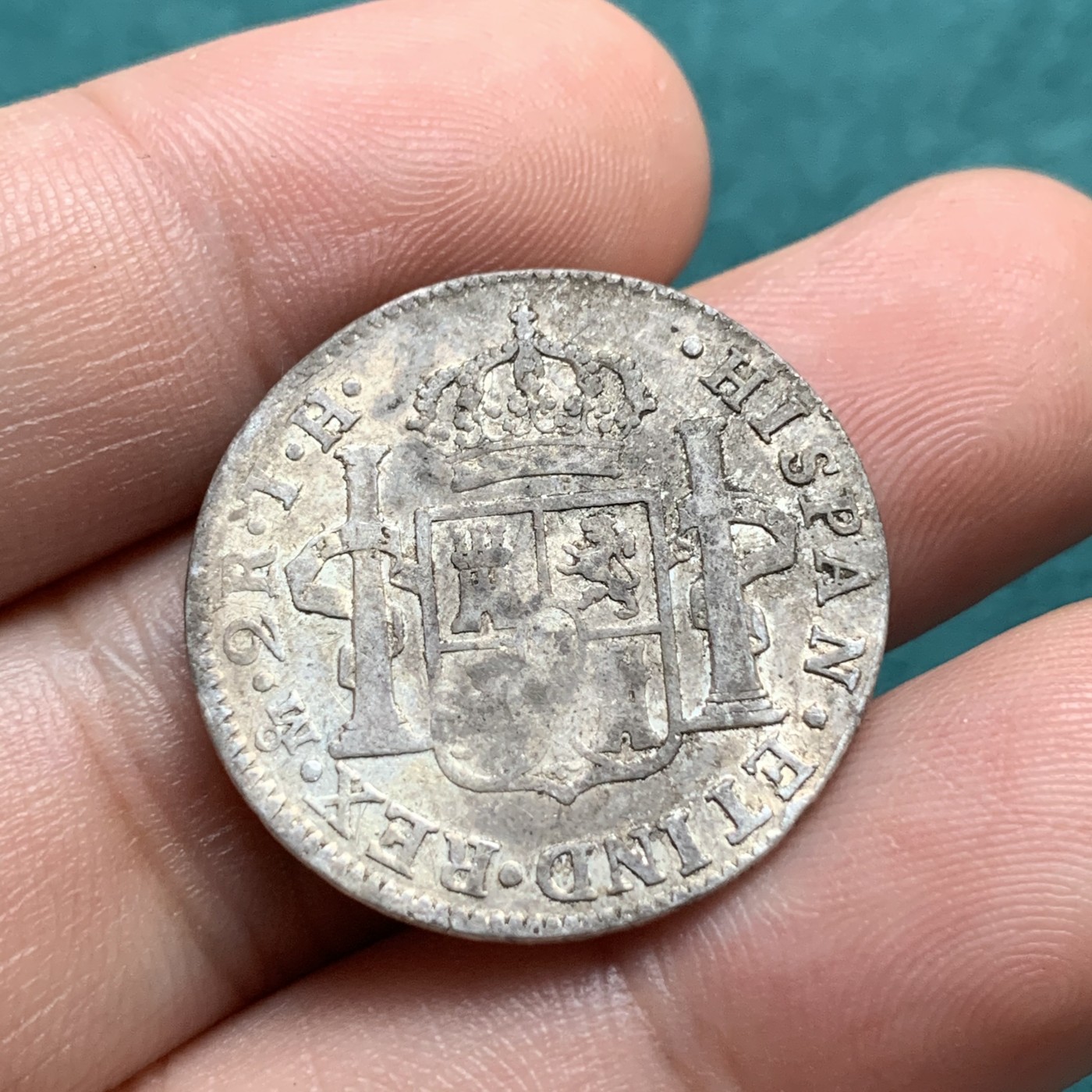 《竞宝斋》第192场-周日，周一 2场 (全场包邮) 两枚一组 英国1873年维多利亚哥特1福林银币+墨西哥1805年卡四双柱2R银币 少见品种