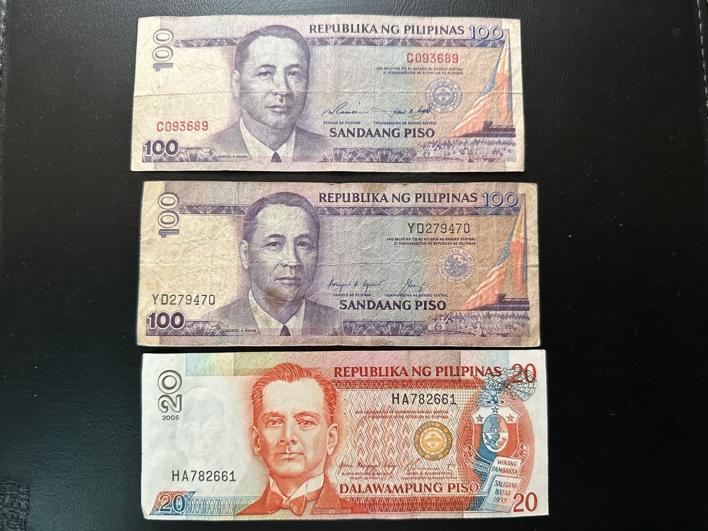 八月最后一场，第十五期大拍 （S1）菲律宾一组3张，其中100为不同签名