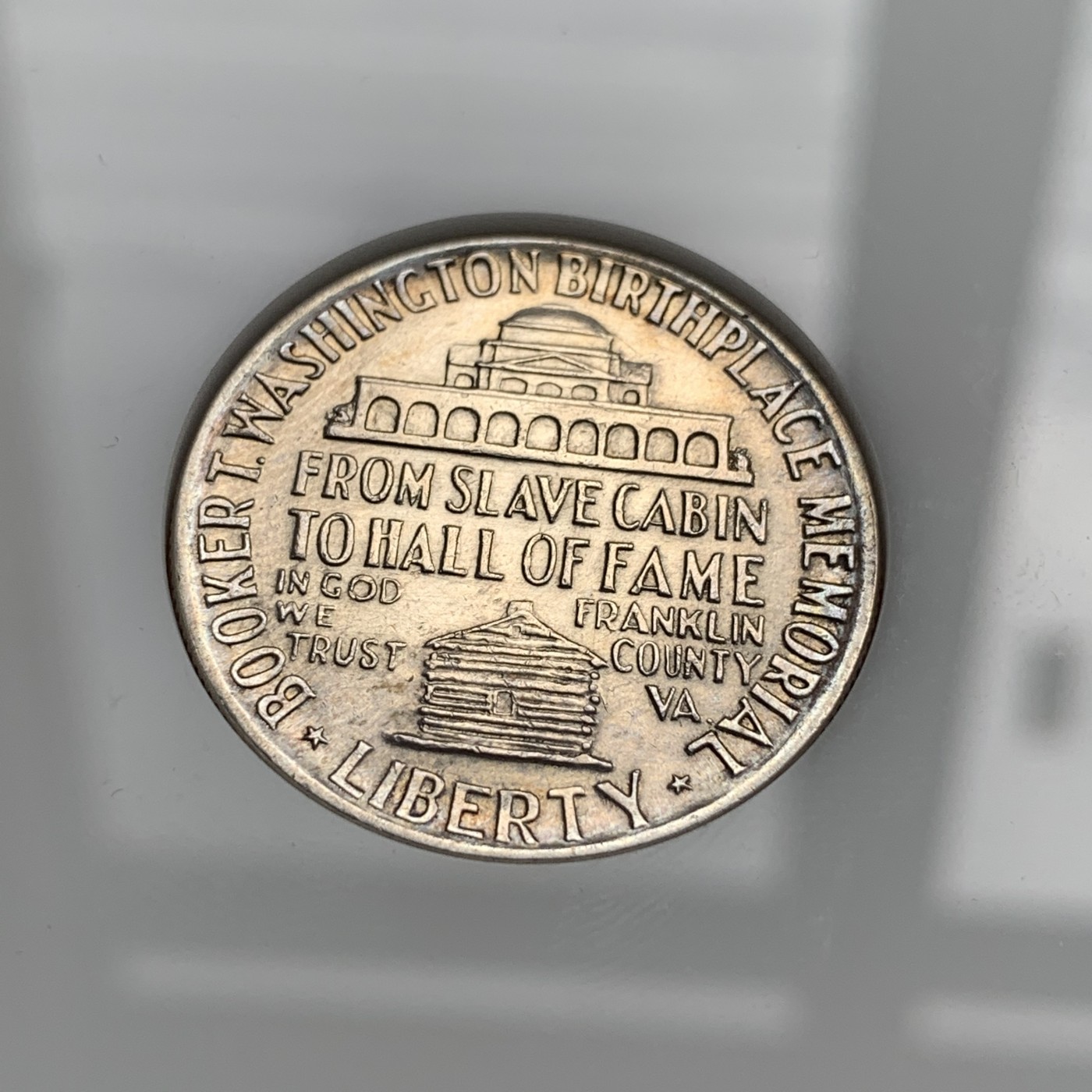 《竞宝斋》第192场-周日，周一 2场 (全场包邮) 美国1946年华盛顿半美元纪念银币 入门品种 带亚克力盒