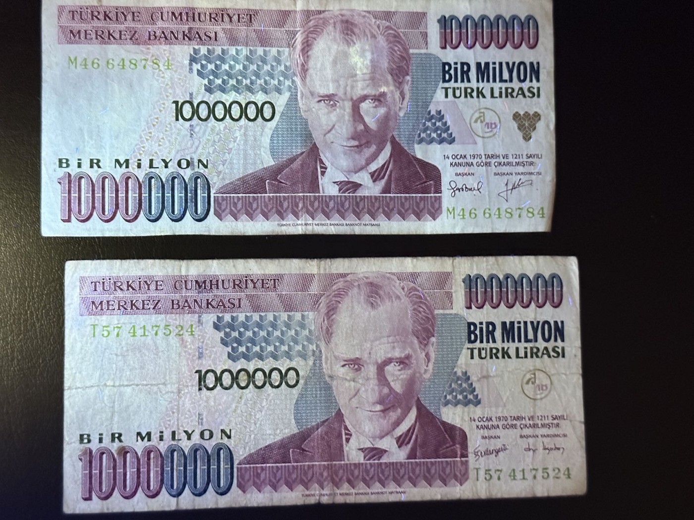 八月最后一场，第十五期大拍 （S1）土耳其100万里拉一组两张