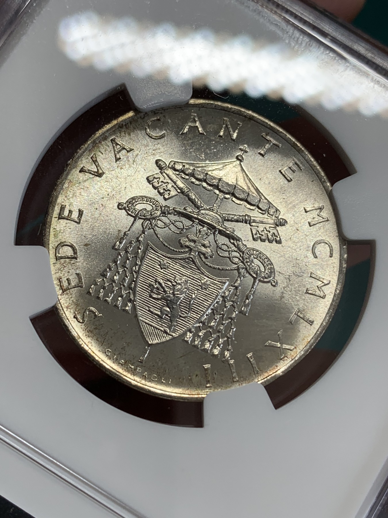 《竞宝斋》第192场-周日，周一 2场 (全场包邮) NGC-MS63 梵蒂冈1963年500里拉缺位银币 转光明显