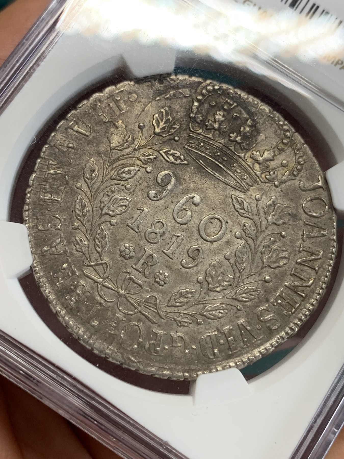 《竞宝斋》第192场-周日，周一 2场 (全场包邮) NGC-AU58 葡属巴西 1819年 960瑞斯 银币