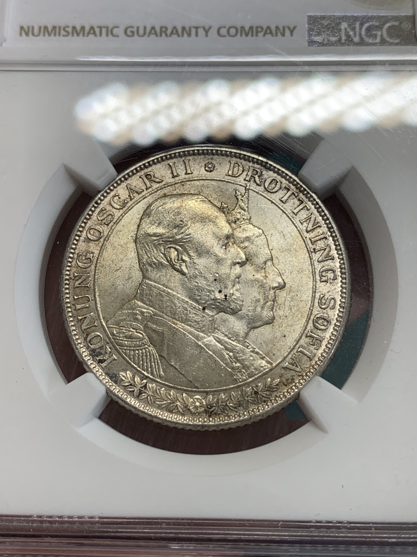 《竞宝斋》第192场-周日，周一 2场 (全场包邮) NGC-MS62 瑞典1907年 金婚2克朗银币