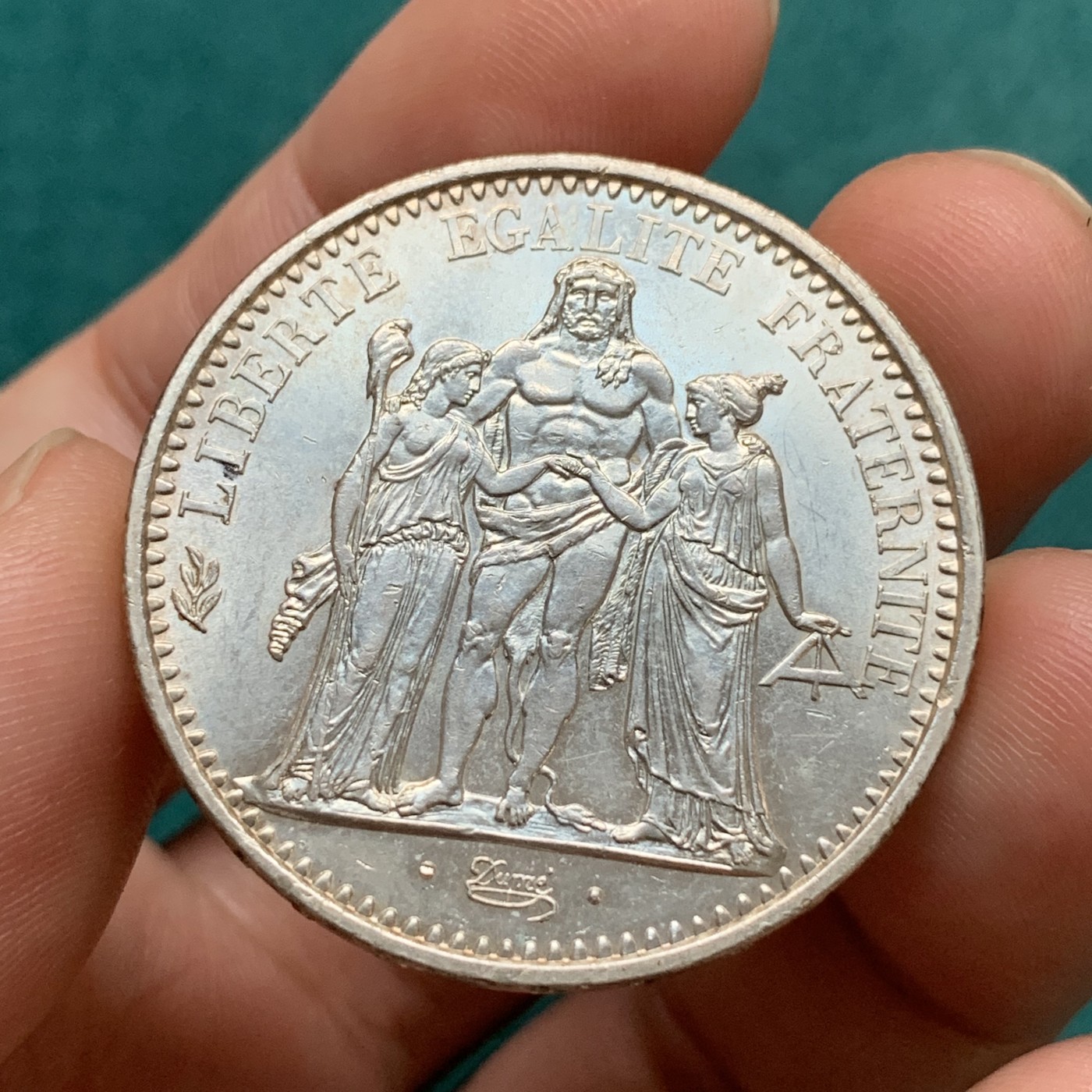 《竞宝斋》第192场-周日，周一 2场 (全场包邮) 法国1965年大力神10法郎银币 未使用品 带原光