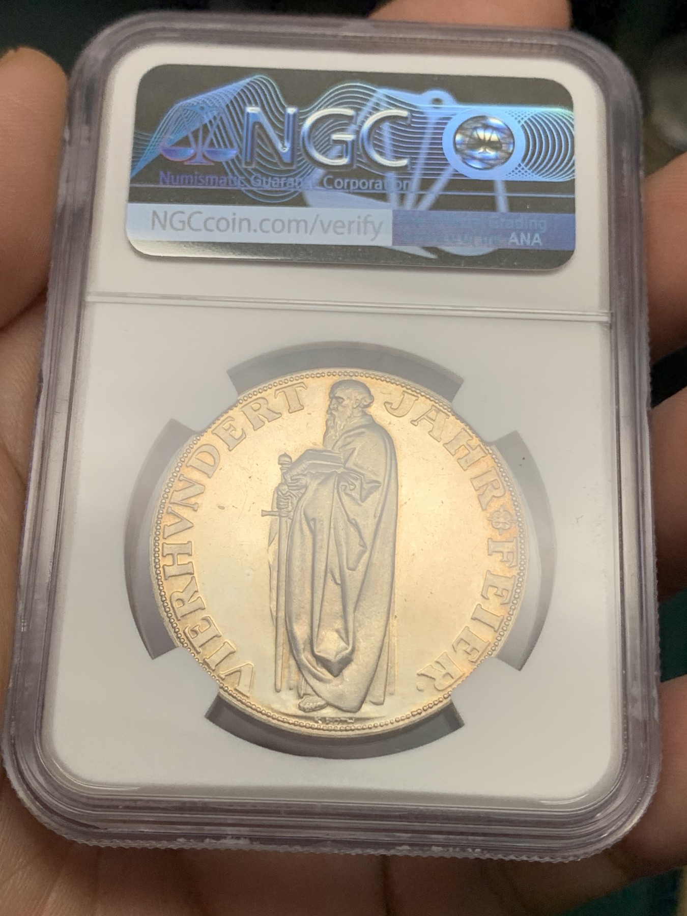 《竞宝斋》第192场-周日，周一 2场 (全场包邮) NGC MS62 德国1928画家丢勒镜面底板银章背面少见