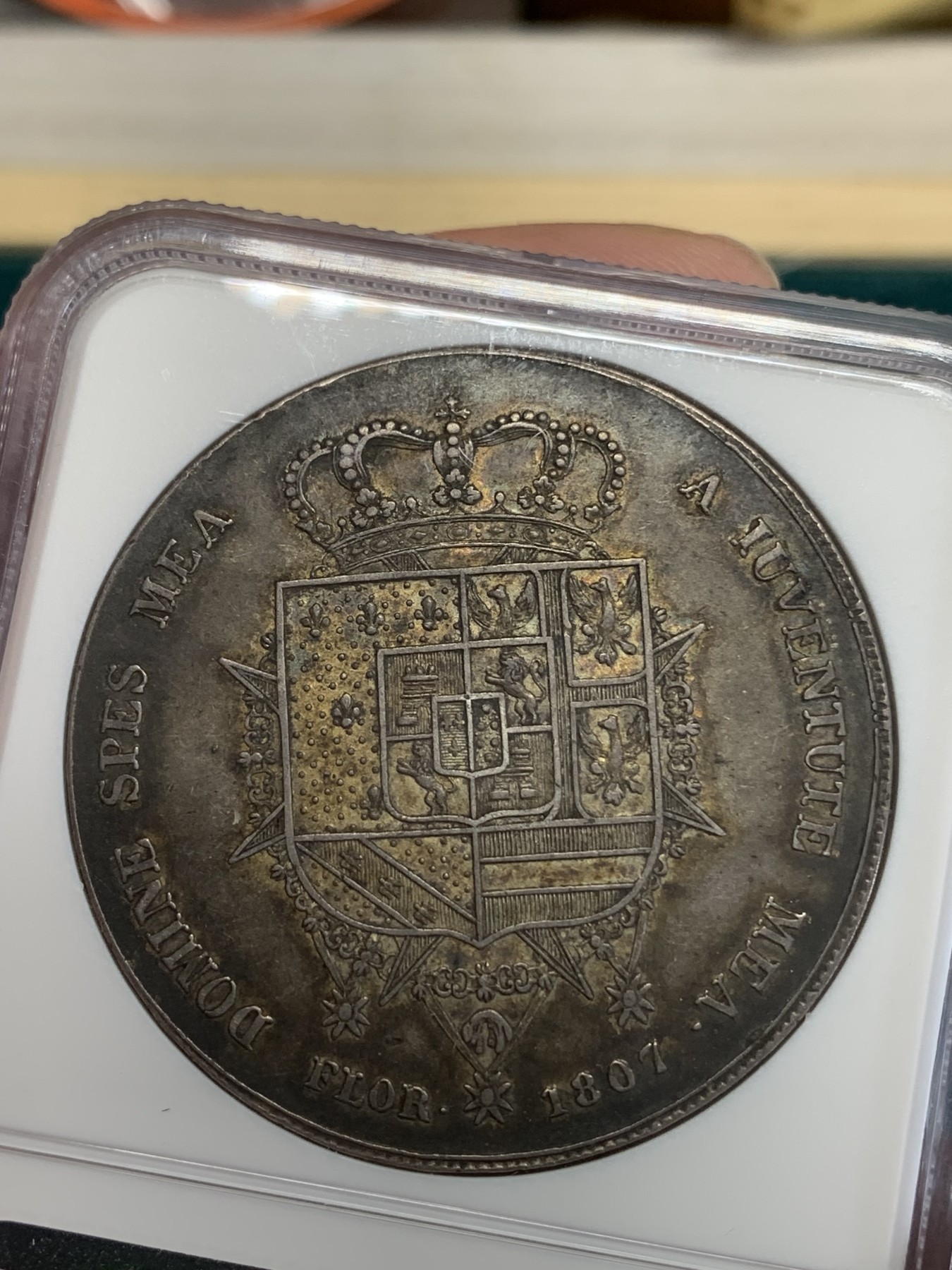 《竞宝斋》第192场-周日，周一 2场 (全场包邮) NGC-XF45 意大利托斯卡纳 1807年 10里拉 银币 酱彩黑包浆