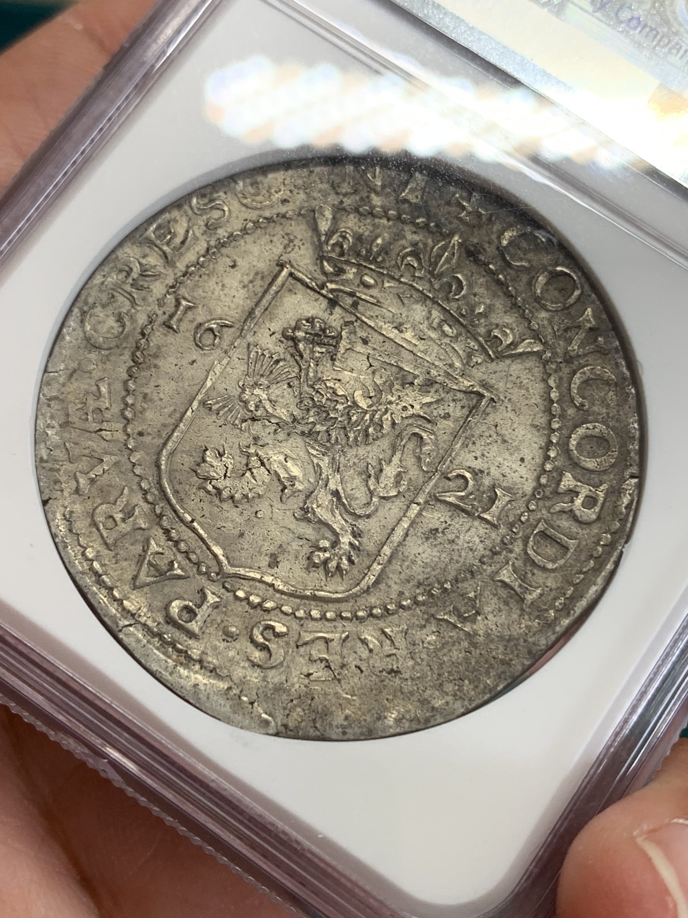 《竞宝斋》第192场-周日，周一 2场 (全场包邮) NGC-AU 荷兰尼德兰 1621年 1RD 大银币 原味包浆 细节突出 非常好