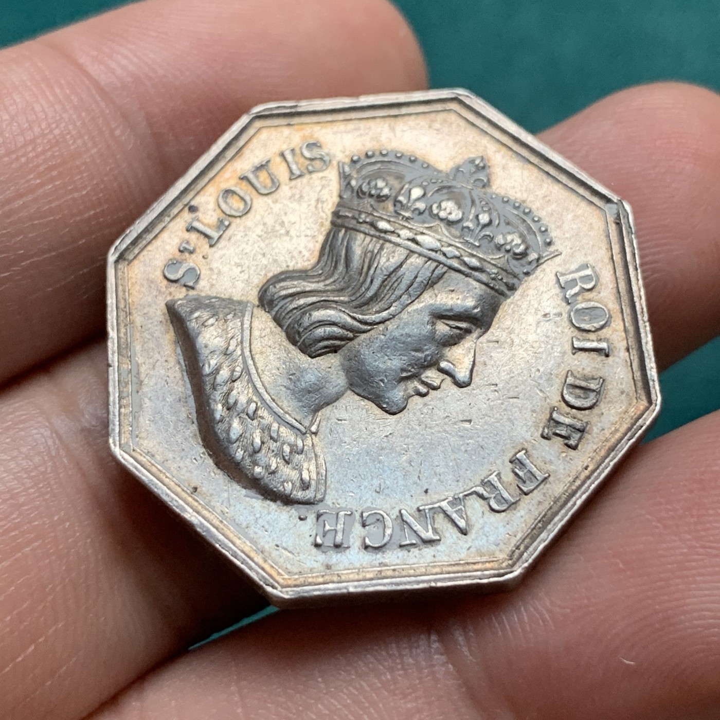 《竞宝斋》第192场-周日，周一 2场 (全场包邮) 法国圣路易斯公正八角银代币 少见版  30.7mm  15g