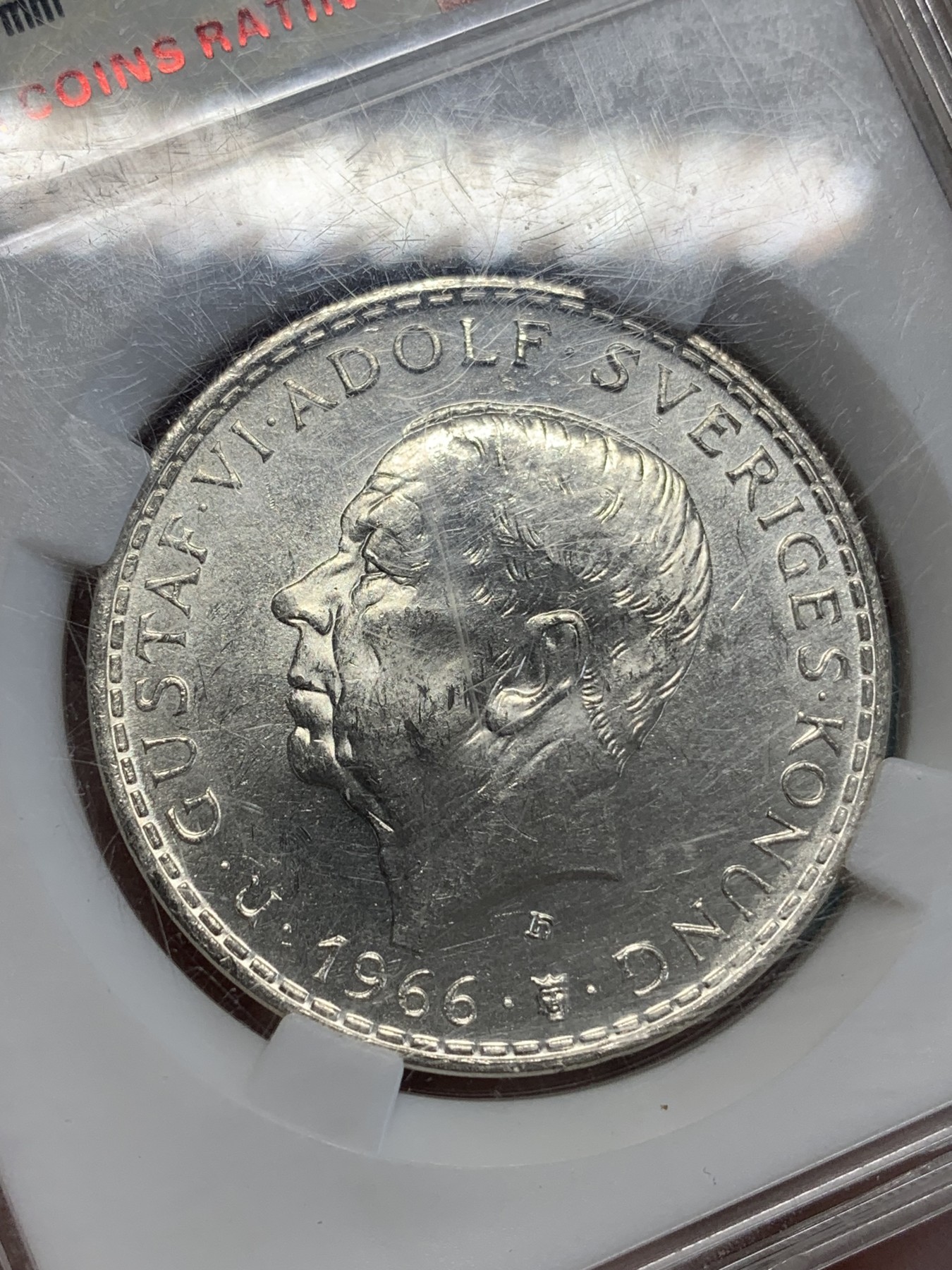 《竞宝斋》第192场-周日，周一 2场 (全场包邮) 保粹MS66 瑞典1966年宪法变革100周年纪念5克朗银币。