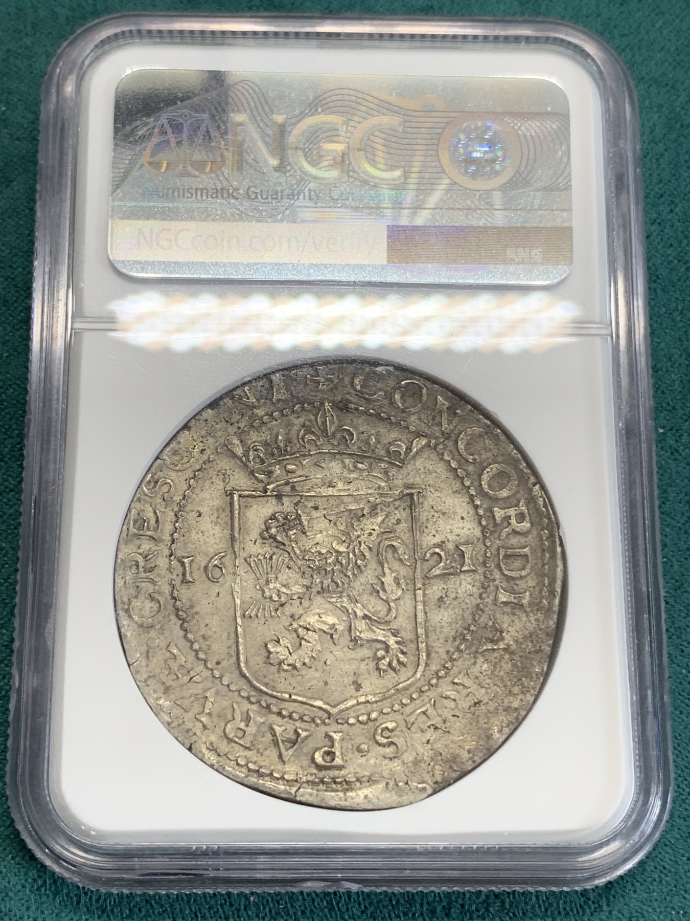 《竞宝斋》第192场-周日，周一 2场 (全场包邮) NGC-AU 荷兰尼德兰 1621年 1RD 大银币 原味包浆 细节突出 非常好