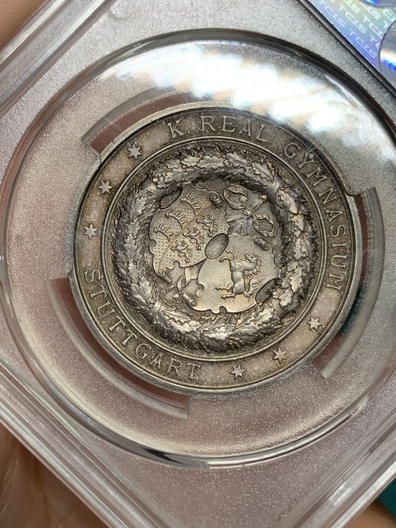 《竞宝斋》第192场-周日，周一 2场 (全场包邮) 天印评级MS65   德国普鲁士斯图加特古典读书小银章 包浆漂亮 细节优秀